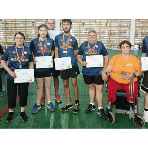 &quot;Special Friends&quot; a cucerit 12 medalii la Campionatul Național de Tenis de Masă