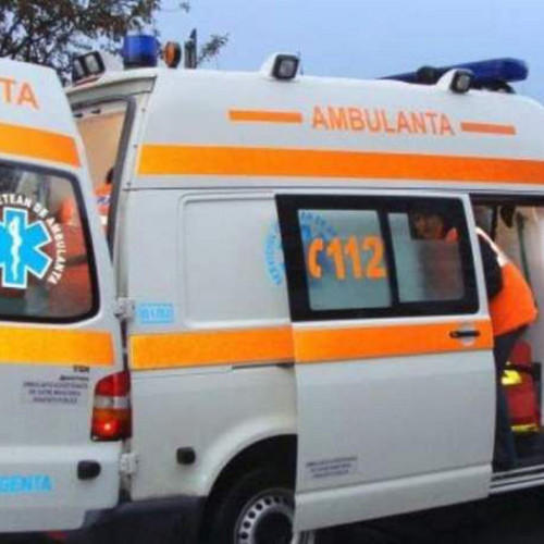 Accident rutier pe Bulevardul A.I. Cuza: trei femei rănite după frânarea bruscă a unui autobuz