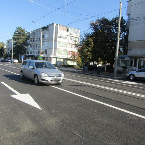 Nemulțumirile șoferilor cresc din cauza liniilor continue de pe Calea Galați