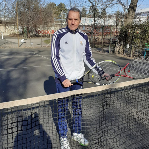 Valeriu Ilie câștigă Cupa Topaz la tenis pentru seniori