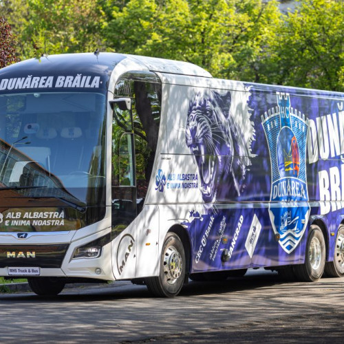 Dunărea Brăila primește un nou autocar pentru deplasări