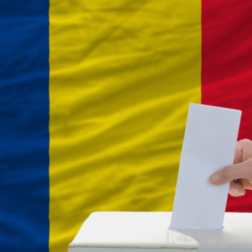 Alianta pentru Unirea Romanilor, favorita alegătorilor dacă duminica viitoare ar avea loc alegeri parlamentare, ar fi votată de 32% dintre români, potrivit unui sondaj realizat de Avangarde în perioada 23-28 mai, notează digi24.ro.