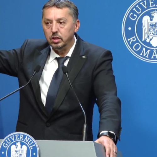 Daniel David vorbește despre reducerea cheltuielilor în sistemul educațional și despre subfinanțarea cronică