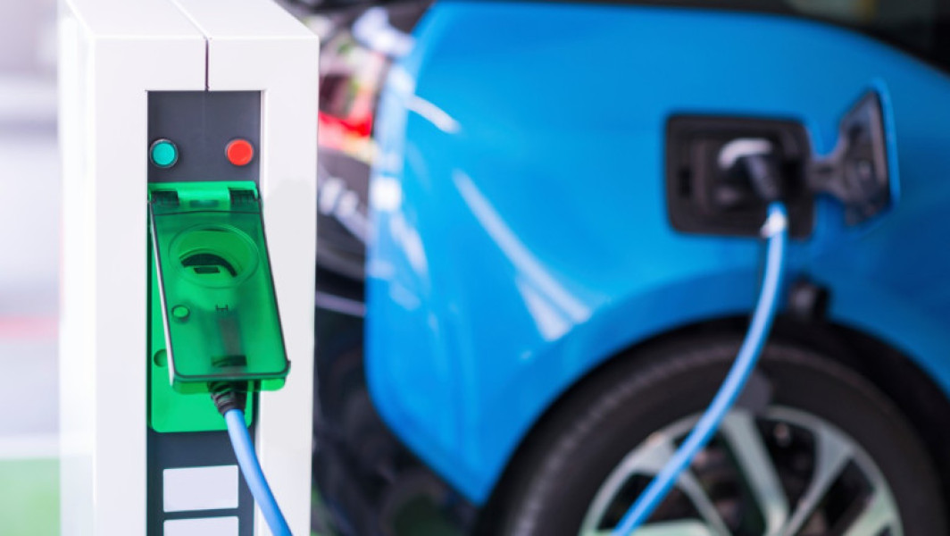 Sfârşitul unei ere. SUA taie subvenţiile pentru maşini electrice începând cu 30 septembrie