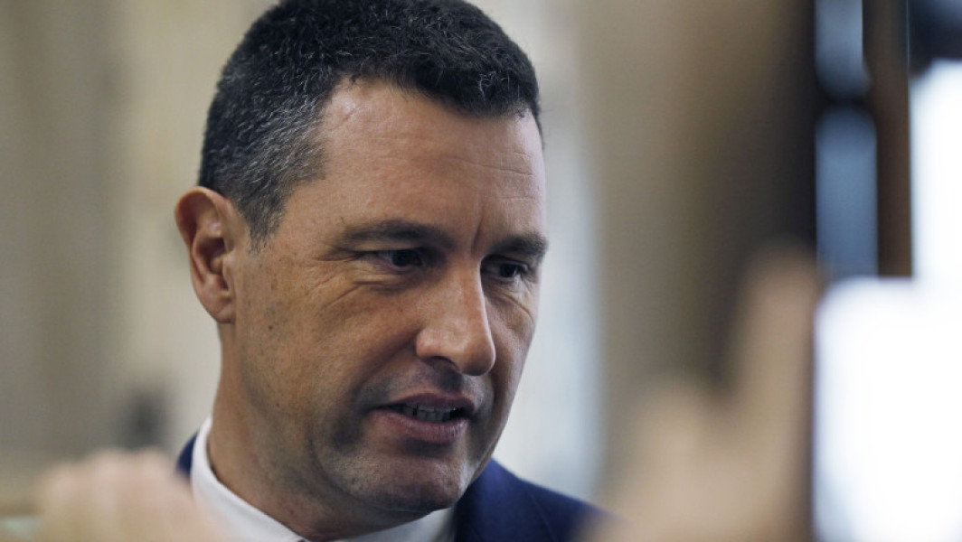 Fost ministru al Finanțelor, vicepremierul Tanczos Barna vede un deficit rezonabil la 7,5%. Ce spune despre cursul leu-euro