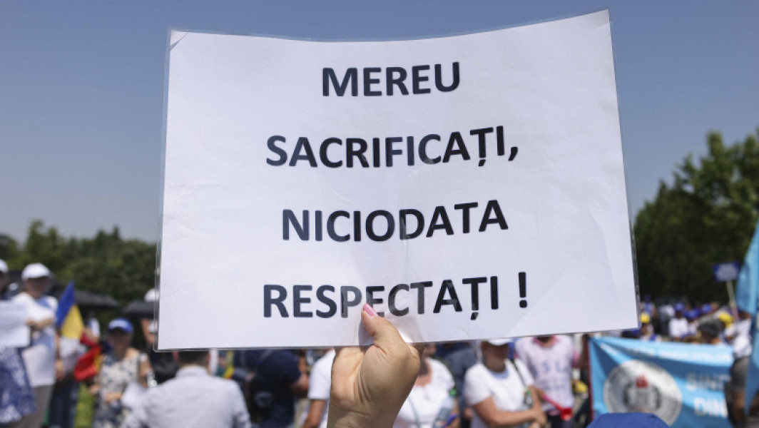 Sindicatele anunță că nu vor opri protestele, iar BNS lansează campania „Cutia Neagră a Austerității”. Calendarul manifestațiilor