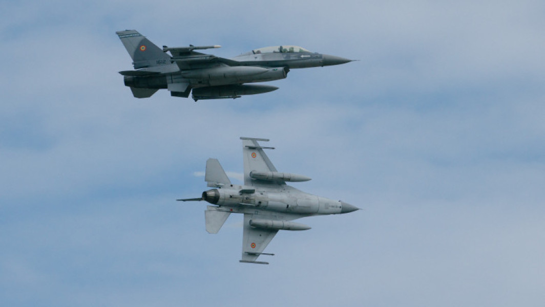 „N-am avut bărbați de stat care să ceară”. Care au fost „scăpările” României în programul achiziției avioanelor F-16. Modelul polonez