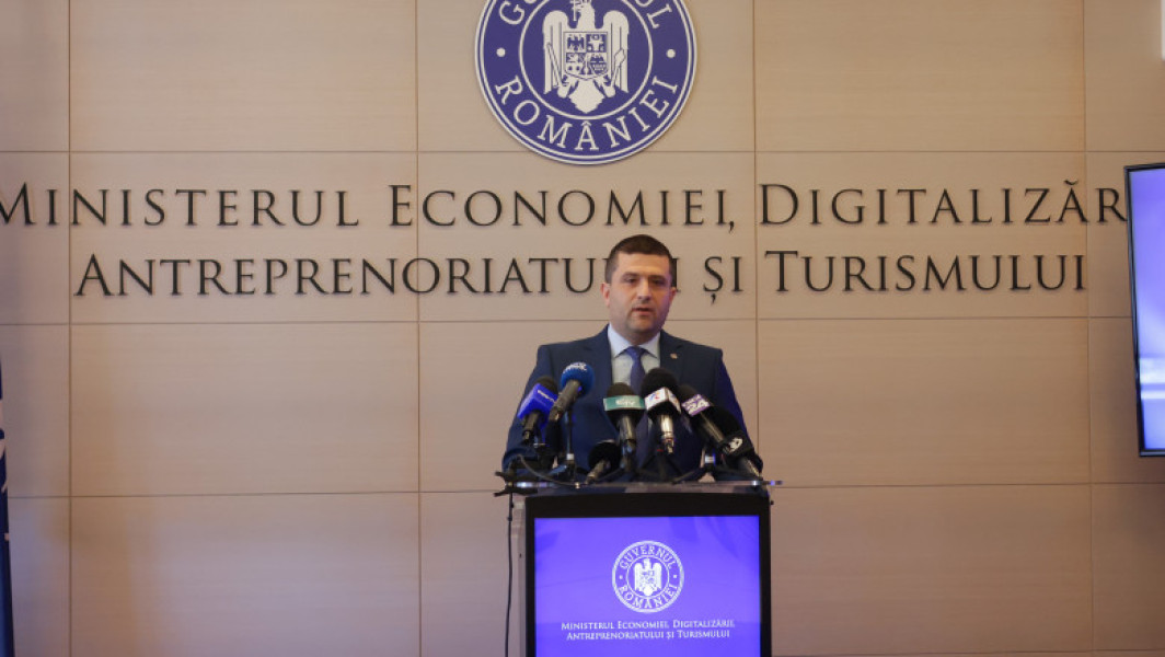 Exclusiv Cum vrea Radu Miruță să dea afară angajații cu „contracte betonate” sau să le scadă veniturile. „Mergi pe traseul ăsta, e foarte sigur”