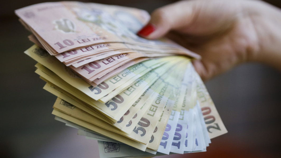 Ministrul Economiei anunță că directorul unei companii de stat și-a redus voluntar salariul de peste 50.000 de lei la 14.000 de lei