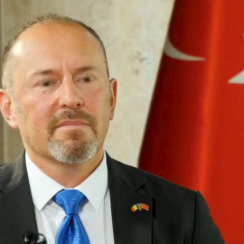 E.S. Özgür Altan, ambasadorul Turciei la București: „Avem multe de câștigat dacă vom coopera mai mult și în domeniul militar”