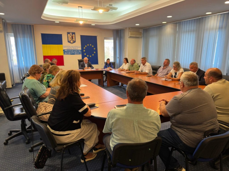 Procentul unităților de învățământ din Brăila cu autorizație sanitară, 64,01%