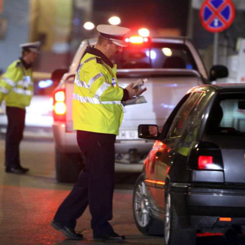 Doi șoferi fără drept de a conduce, depistați de polițiști în Brăila