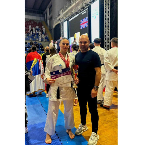 Ioana Radu, campioană europeană la karate tradițional în Serbia