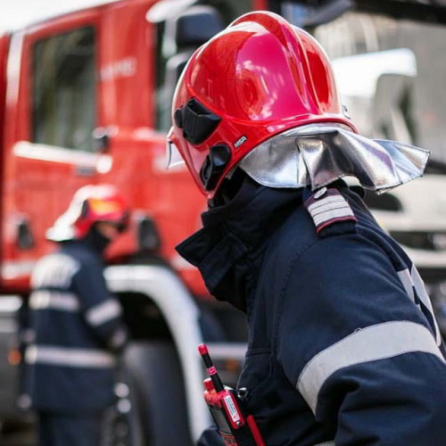 Incendiu in Cartierul Pisc: Mama si fiica cu arsuri grave au fost transportate la spital