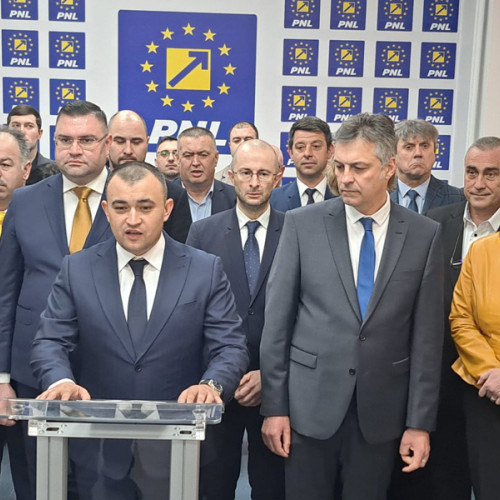 Amenințări cu recrutări. Oameni de la PSD, la PNL