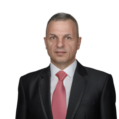 După administrația județeană PSD, CIREȘU are un nou candidat la alegerile din 2024: DĂNCIUC DUMITRU.

"CIREȘU are candidatul său la alegerile din 2024: DĂNCIUC DUMITRU