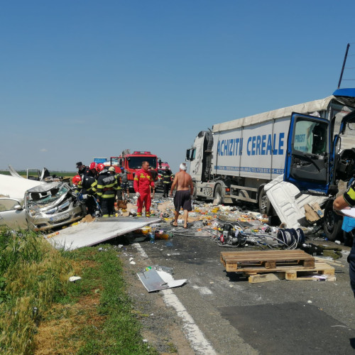 Accident grav pe DN 2B între Oprișenești și Silistraru