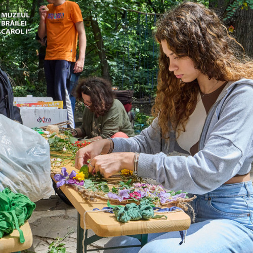 Atelier de artă din fibre organice la Muzeul Brăilei